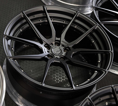ADV.1 ADV5.0 M.V2 CS