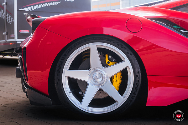 Фото дисков Vossen GEN-01 Сатиновый лак на Ferrari 488