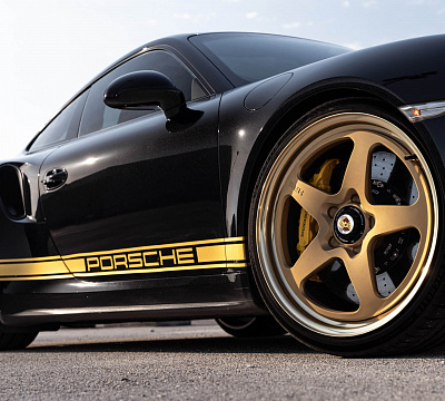 Фото дисков HRE 527 на Porsche 911 VII