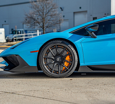 Фото дисков Strasse Wheels SV5-RS Performance на Lamborghini Aventador