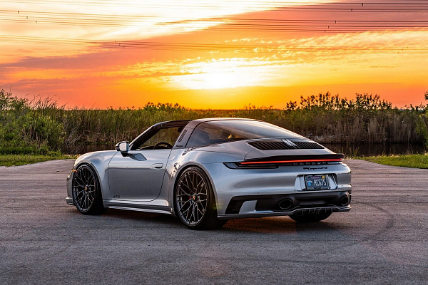 Фото дисков Anrky AN10 Глянцевый лак на Porsche 911 VIII