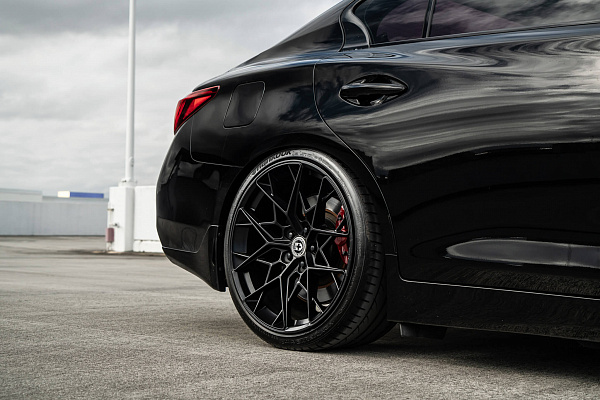 Фото дисков HRE FF10 Черный сатин на Infiniti Q50