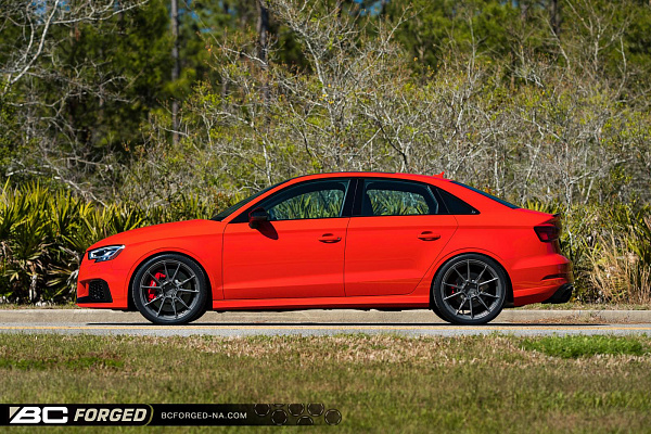 Фото дисков BC Forged EH182 Матовый графит на Audi A/S/RS 3 (8V)