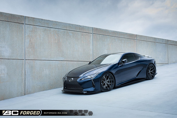 Фото дисков BC Forged HCS21 Глянцевый графит на Lexus LC 500