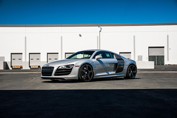 Audi R8
