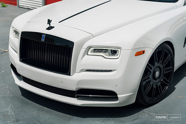Фото дисков NOVITEC SP2 Черный глянец на Rolls-Royce Wraith