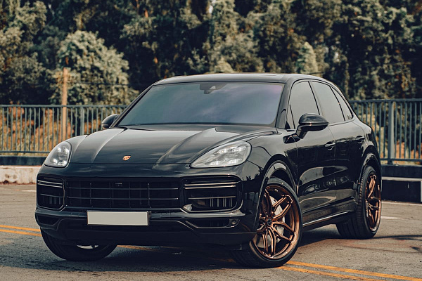 Фото дисков Brixton Forged PF12 R / RS Глянцевая бронза на Porsche Cayenne III