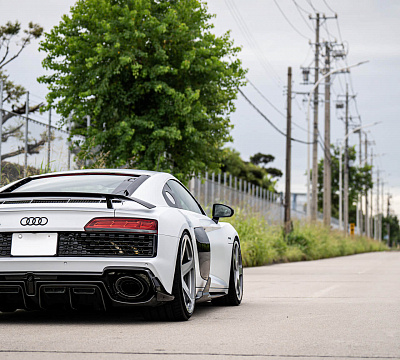 Фото дисков HRE 305M на Audi R8 (4S)