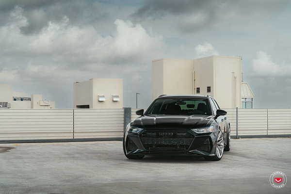 Фото дисков Vossen S21-02 Глянцевый лак на Audi A/RS 6 (C8)
