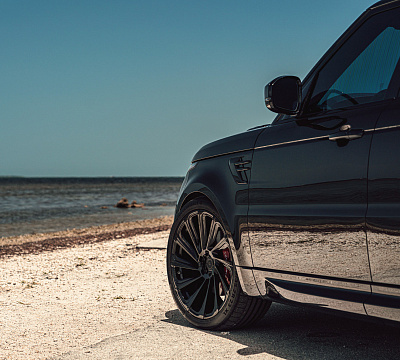 Фото дисков Vossen UV-3 на Land Rover Range Rover Sport II