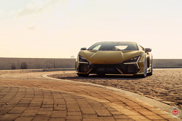 Фото дисков Vossen VPS-2 (3-Piece) Глянцевый лак на Lamborghini Revuelto