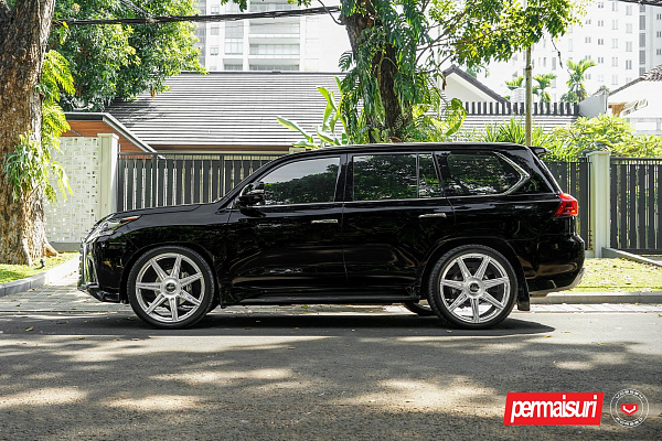 Фото дисков Vossen S17-11 Глянцевый лак на Lexus LX III