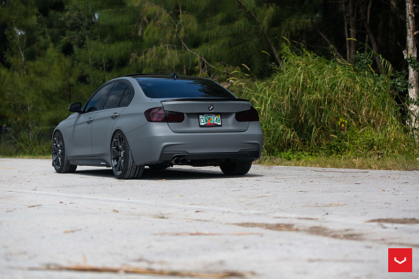 Фото дисков Vossen VFS-6 Глянцевый графит на BMW 3/M3 (F3x/F80)