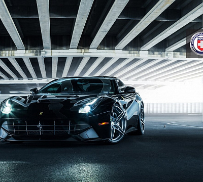 Фото дисков HRE P107 на Ferrari F12