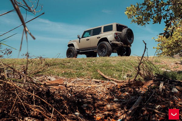 Фото дисков Vossen HFX-1 (6-Lug) Черный сатин на Ford Bronco