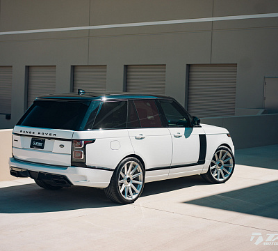 Фото дисков Vossen S17-12 на Land Rover Range Rover IV