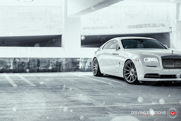 Фото дисков Vossen S17-12 Глянцевый тонированный лак на Rolls-Royce Wraith