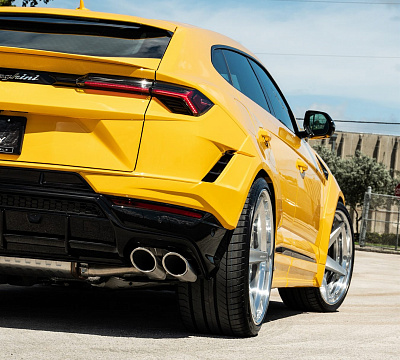 Фото дисков Anrky RS5.3 на Lamborghini Urus
