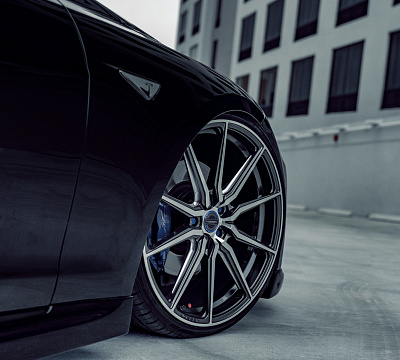 Фото дисков Vossen HF-3 на Tesla Model S