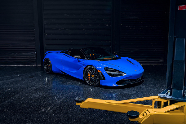 Фото дисков Strasse Wheels SV4 Deep Concave FS Черный сатин на McLaren 720S
