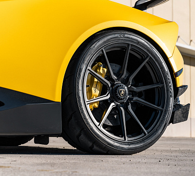 Фото дисков Vossen M-X2 на Lamborghini Huracan