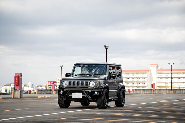 Фото дисков HRE 501 Черный сатин на Suzuki Jimny IV