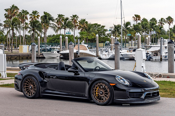 Фото дисков Strasse Wheels SV15FF Deep Concave FS Сатиновая бронза на Porsche 911 VII