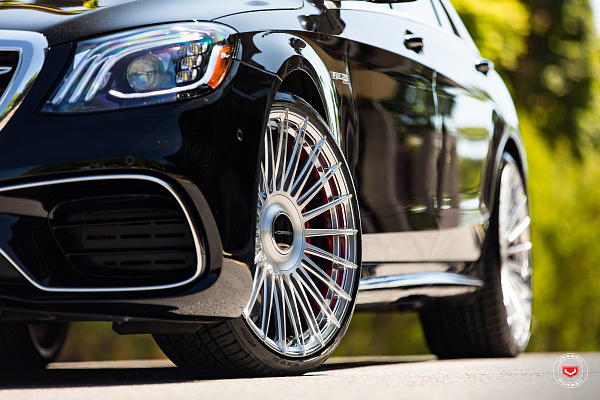 Фото дисков Vossen S17-13 Глянцевый лак на Mercedes-Benz S-Class (W222, C217)