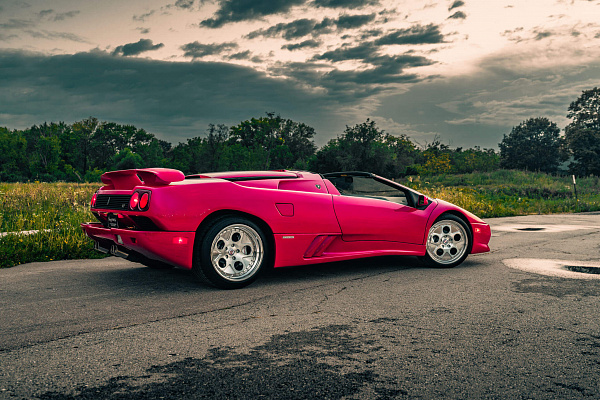 Фото дисков HRE 505 Глянцевый лак на Lamborghini Diablo