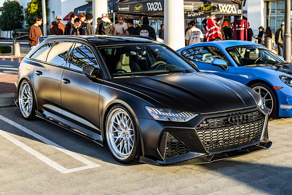 Фото дисков HRE 520 Глянцевый лак на Audi A/RS 6 (C8)