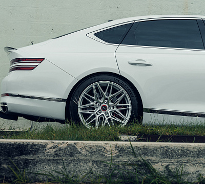Фото дисков Vossen HF-7 на Genesis G80 II