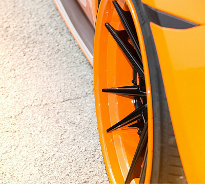 Фото дисков Strasse Wheels SV1 Deep Concave FS на McLaren 570S