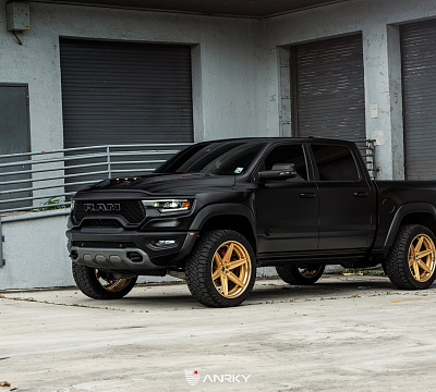 Фото дисков Anrky AN36-S на Ram 1500 V