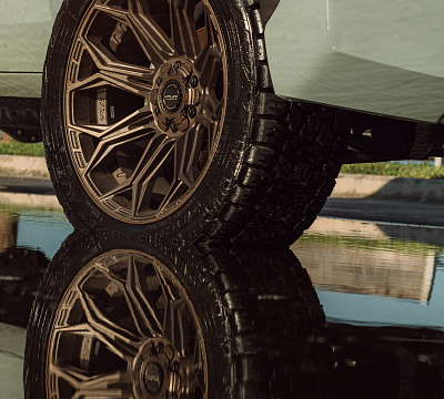 Фото дисков 4PLAY 4P83 на Toyota Tundra III