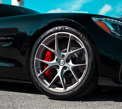 Фото дисков HRE P101 на Mercedes-Benz AMG GT I