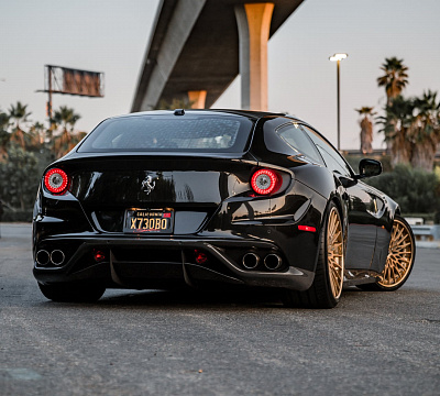 Фото дисков Brixton Forged HS1 на Ferrari FF