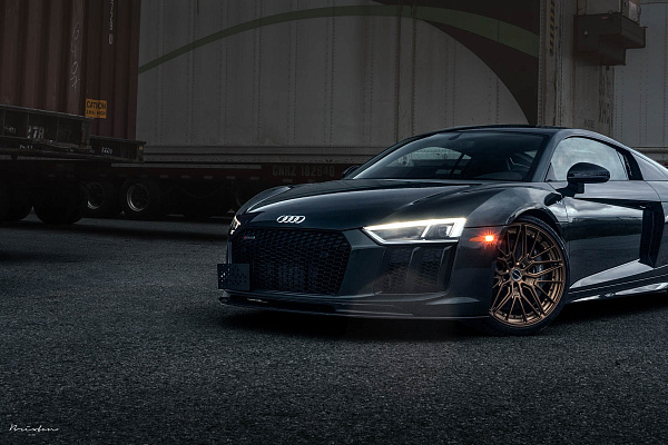 Фото дисков Brixton Forged VL4 Сатиновая бронза на Audi R8 (4S)