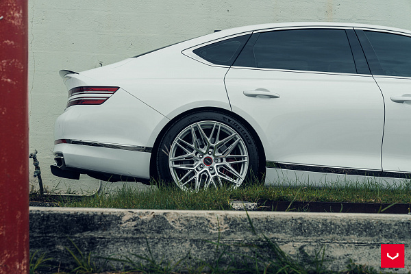 Фото дисков Vossen HF-7 Серебро на Genesis G80 II