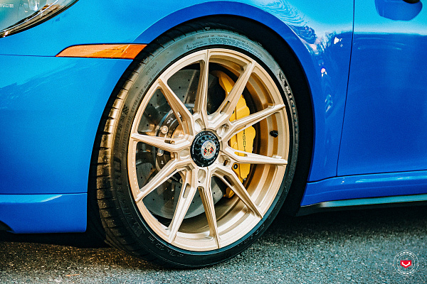 Фото дисков Vossen EVO-2R Глянцевая шампань на Porsche 911 VIII