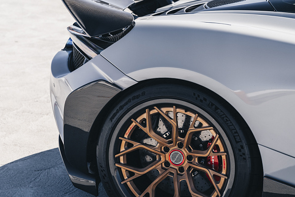 Фото дисков Brixton Forged PF10 Сатиновое темное золото на McLaren 720S