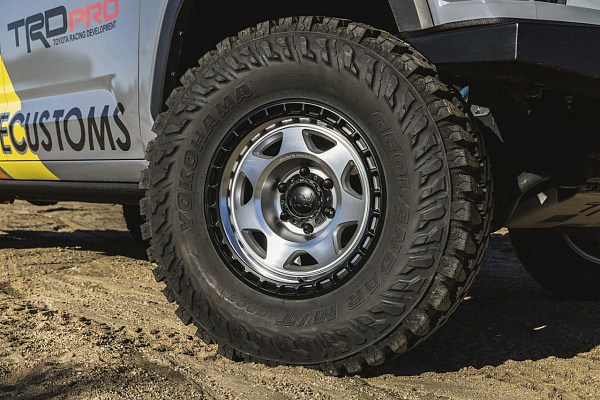 Фото дисков Black Rhino VOYAGER  на Toyota Tundra III