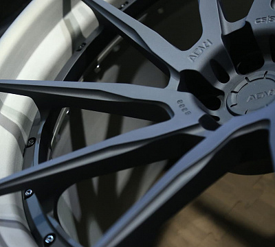 ADV.1 ADV10R Track Spec CS