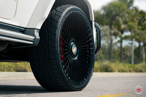 Фото дисков Vossen S17-16 Черный глянец на Mercedes-Benz G-Class III