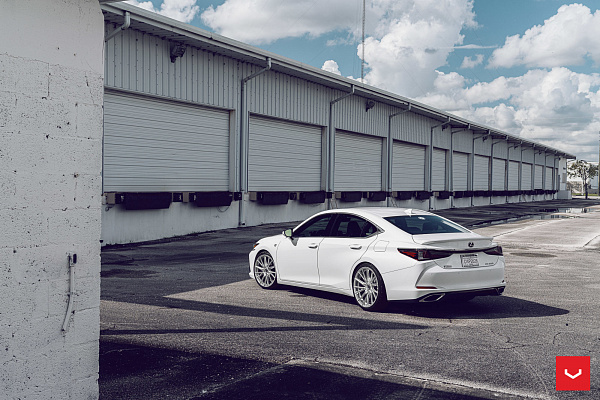 Фото дисков Vossen HF-4T Полированный лак на Lexus ES VII