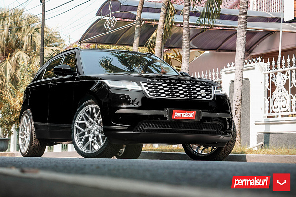 Фото дисков Vossen UV-1 Глянцевый лак на Land Rover Range Rover Velar