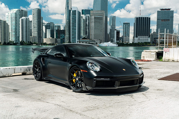 Фото дисков HRE R101 Lightweight Черный сатин на Porsche 911 VIII