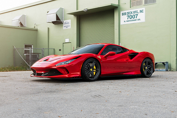 Фото дисков HRE S107SC Черный сатин на Ferrari F8