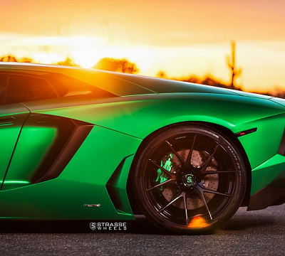 Фото дисков Strasse Wheels SM5R Deep Concave Monoblock на Lamborghini Aventador