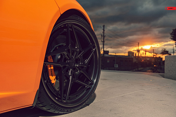 Фото дисков Anrky S3-X3 Черный сатин на McLaren 12C