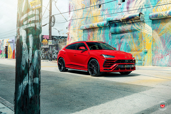 Фото дисков Vossen EVO-5 Черный сатин на Lamborghini Urus